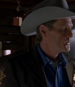 ROSWELL_-_E1X06_285_SOUTH_449.jpg
