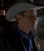 ROSWELL_-_E1X06_285_SOUTH_452.jpg