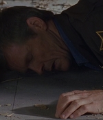 ROSWELL_-_E1X07_RIVER_DOG_005.jpg