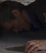 ROSWELL_-_E1X07_RIVER_DOG_007.jpg