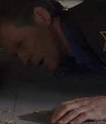 ROSWELL_-_E1X07_RIVER_DOG_010.jpg