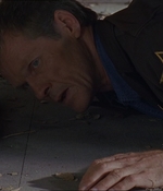 ROSWELL_-_E1X07_RIVER_DOG_013.jpg