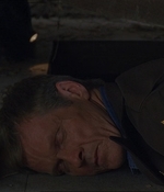 ROSWELL_-_E1X07_RIVER_DOG_032.jpg