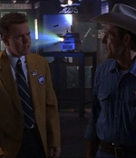 ROSWELL_-_E1X07_RIVER_DOG_036.jpg