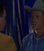 ROSWELL_-_E1X07_RIVER_DOG_049.jpg