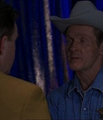 ROSWELL_-_E1X07_RIVER_DOG_064.jpg