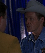 ROSWELL_-_E1X07_RIVER_DOG_072.jpg