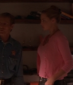 ROSWELL_-_E1X07_RIVER_DOG_184.jpg
