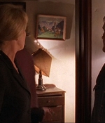 ROSWELL_-_E1X07_RIVER_DOG_237.jpg