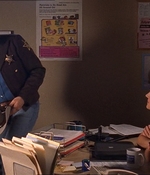 ROSWELL_-_E1X07_RIVER_DOG_254.jpg
