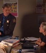 ROSWELL_-_E1X07_RIVER_DOG_257.jpg