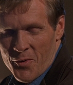 ROSWELL_-_E1X07_RIVER_DOG_274.jpg