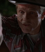 ROSWELL_-_E1X07_RIVER_DOG_329.jpg
