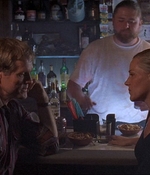 ROSWELL_-_E1X07_RIVER_DOG_355.jpg