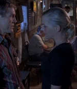 ROSWELL_-_E1X07_RIVER_DOG_427.jpg