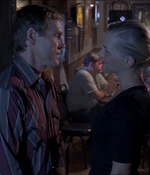 ROSWELL_-_E1X07_RIVER_DOG_431.jpg