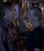 ROSWELL_-_E1X07_RIVER_DOG_434.jpg