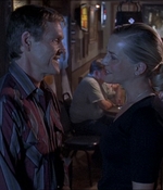 ROSWELL_-_E1X07_RIVER_DOG_435.jpg