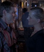 ROSWELL_-_E1X07_RIVER_DOG_440.jpg