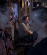 ROSWELL_-_E1X07_RIVER_DOG_446.jpg