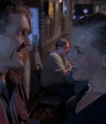 ROSWELL_-_E1X07_RIVER_DOG_448.jpg