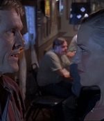 ROSWELL_-_E1X07_RIVER_DOG_454.jpg