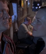 ROSWELL_-_E1X07_RIVER_DOG_458.jpg