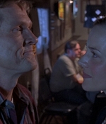 ROSWELL_-_E1X07_RIVER_DOG_463.jpg
