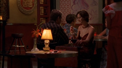 ROSWELL_-_E1X09_HEAT_WAVE_205.jpg