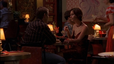 ROSWELL_-_E1X09_HEAT_WAVE_235.jpg