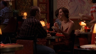 ROSWELL_-_E1X09_HEAT_WAVE_238.jpg