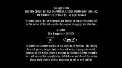 ROSWELL_-_E1X09_HEAT_WAVE_441.jpg