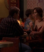 ROSWELL_-_E1X09_HEAT_WAVE_225.jpg