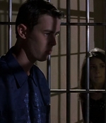 ROSWELL_-_E1X09_HEAT_WAVE_342.jpg