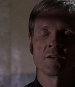 ROSWELL_-_E1X09_HEAT_WAVE_433.jpg