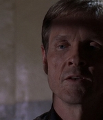 ROSWELL_-_E1X09_HEAT_WAVE_435.jpg