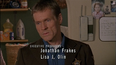 ROSWELL_-_E1X11_TOY_HOUSE_016.jpg