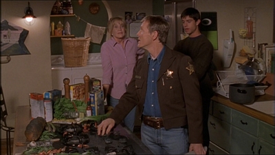 ROSWELL_-_E1X11_TOY_HOUSE_041.jpg