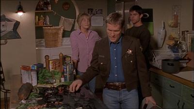 ROSWELL_-_E1X11_TOY_HOUSE_046.jpg