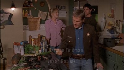 ROSWELL_-_E1X11_TOY_HOUSE_047.jpg