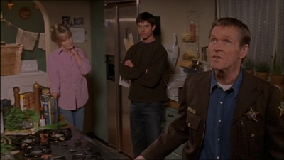 ROSWELL_-_E1X11_TOY_HOUSE_058.jpg