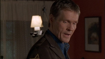 ROSWELL_-_E1X11_TOY_HOUSE_073.jpg