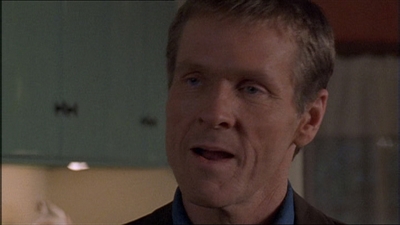 ROSWELL_-_E1X11_TOY_HOUSE_130.jpg