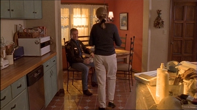 ROSWELL_-_E1X11_TOY_HOUSE_134.jpg
