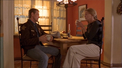 ROSWELL_-_E1X11_TOY_HOUSE_174.jpg