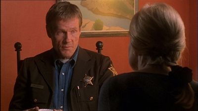 ROSWELL_-_E1X11_TOY_HOUSE_199.jpg