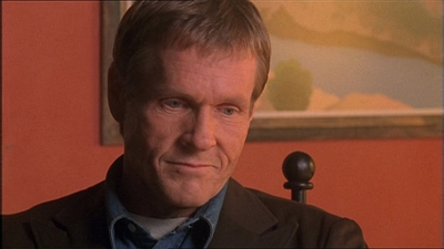 ROSWELL_-_E1X11_TOY_HOUSE_213.jpg