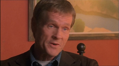 ROSWELL_-_E1X11_TOY_HOUSE_229.jpg