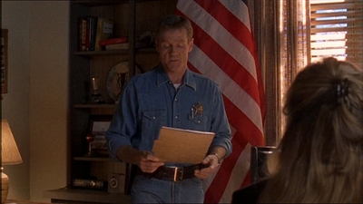 ROSWELL_-_E1X11_TOY_HOUSE_269.jpg