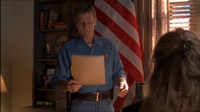 ROSWELL_-_E1X11_TOY_HOUSE_270.jpg